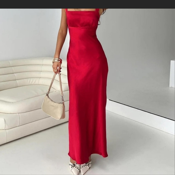 Princess Polly Radioactive Bias Cut  Maxi Gown - Picture 1 of 9